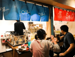 Mampir Yuk, Ini 4 Tempat Kuliner Asik di Pasar Cihapit Bandung