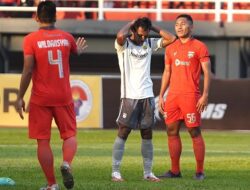 Persib Dibantai Borneo FC 1-4, Ada Apa dengan Maung Bandung