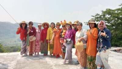 Busana Nasional Indonesia