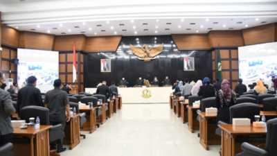 rapat paripurna hut 77 jabar