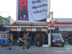 Reklame di Zona Khusus dan Tematik Ditertibkan Satpol PP Kota Bandung