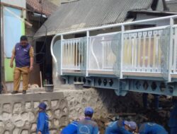 Turap Rontok Dipoles Dimotifin Juga, Warga Bilang Keren,  Nanti Bisa Buat Selfie