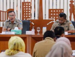 Musim Hujan Ekstrem Mau Bertamu, Pemkot Jakpus Ngadain Rakorwil, Antisipasi Payung dalam tanda kutip