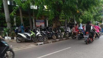 Pedestrian Jalan Mardani Joharbaru Jadi Tempat Parkir, Pj Gubernur Harus Bertindak