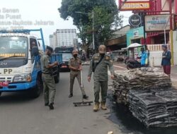 Satpol PP Jakpus Main Mobil Mobilan Magnit, Jangkau Ranjau Paku