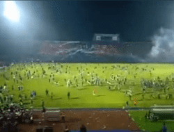 Pekan ke-11 Liga 1 2022/2023 di Stadion Kanjuruhan Malang Tewaskan 127 Orang