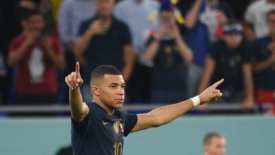 Menang 2-1 atas Denmark