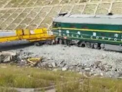 Proses Evakuasi Kereta Teknis yang Anjlok di Jalur KCJB Terus Berlangsung