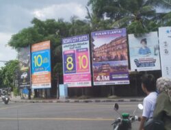 Di Jakarta Utara, Reklame Tiang Tumbuh Nyampah, Pemerintah Jangan Diem Bae