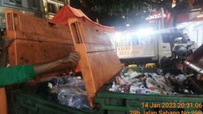 Tong Sampah Dustbin di Kawasan Kuliner Sabang Tebarkan Bau Busuk, Bikin Malu
