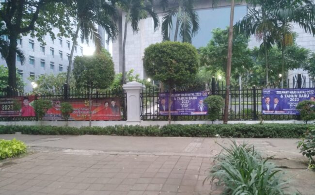 KPK Geledah Gedung DPRD