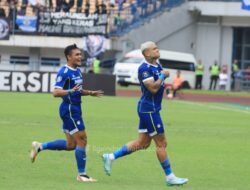 Maung Ciro Cetak Brace, Persib Menang 2-0 atas PSS Sleman