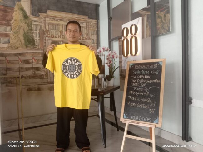 Lewat Tema Balik Bandung