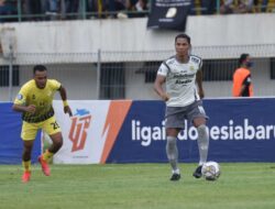 Teja Dikartu Merah Persib Buang Keunggulan 1-0 dengan Kekalahan 1-2
