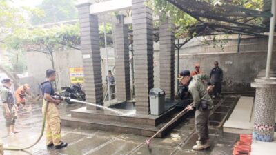 Sekko Iqbal Pimpin Apel Bersih-bersih Rumah Ibadah, Pelaksana Giat Satpol PP Jakpus