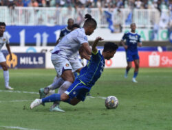 Persib Dicukur Persik 0-2, Klub Penghuni Zona Degradasi, Memalukan