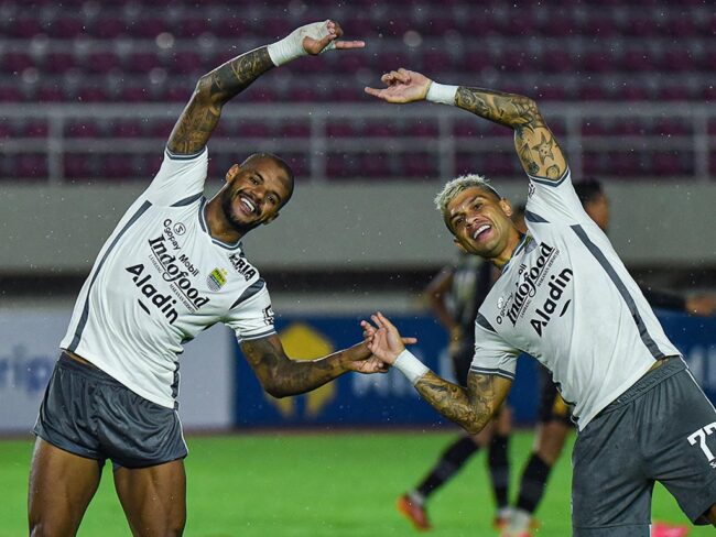 Luis Milla sedih