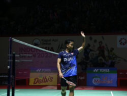 Ginting Jaga Asa Indonesia di depan Jokowi, Final Bertemu Axelsen