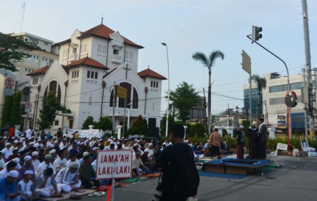 Perjalanan Sosial Sarat Makna