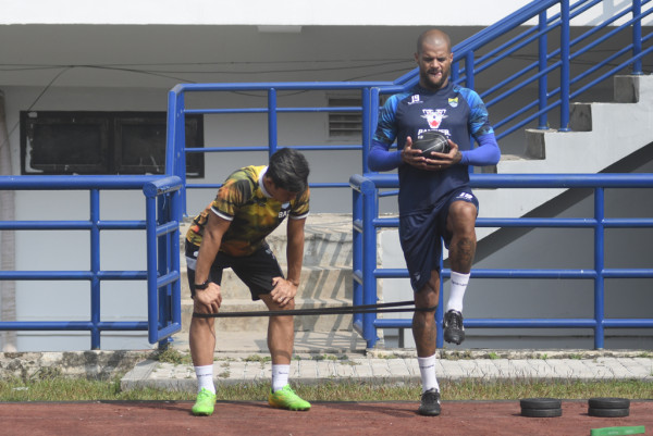 DDS Menjawab Cibiran Netizen