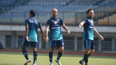 Persib dalam Trek Positif, Siap Menang Lawan Bali United