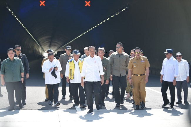 Duabelas Tahun Menunggu