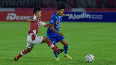 Persib Kembali Terbenam di Zona Degradasi Usai Kalah 1-2 dari Persis