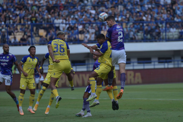 Persib Gagal Mentas