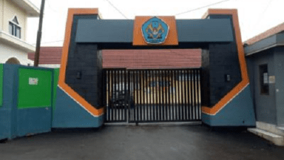 Pelajar SMAN 1 Cibeber Cianjur Kesurupan Massal dan Pingsan saat Upacara Bendera