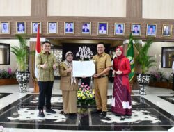 Barnas Adjidin Lanjutkan Tampuk Kepemimpinan Setwan DPRD Jabar