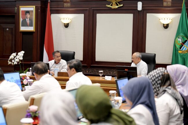 Operasional Komersial KCJB