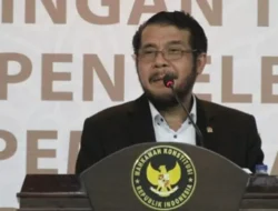 Kuliahin Pemimpin Muda, LPPPN Laporkan Ketua MK Anwar Usman