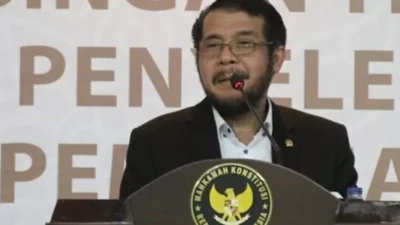 Kuliahin Pemimpin Muda