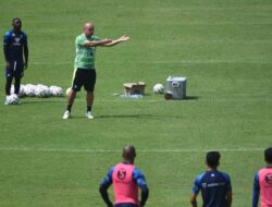Bojan Bicara Tentang Kemajuan Timnya