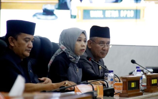 Pansus Pembahasan 5 Raperda