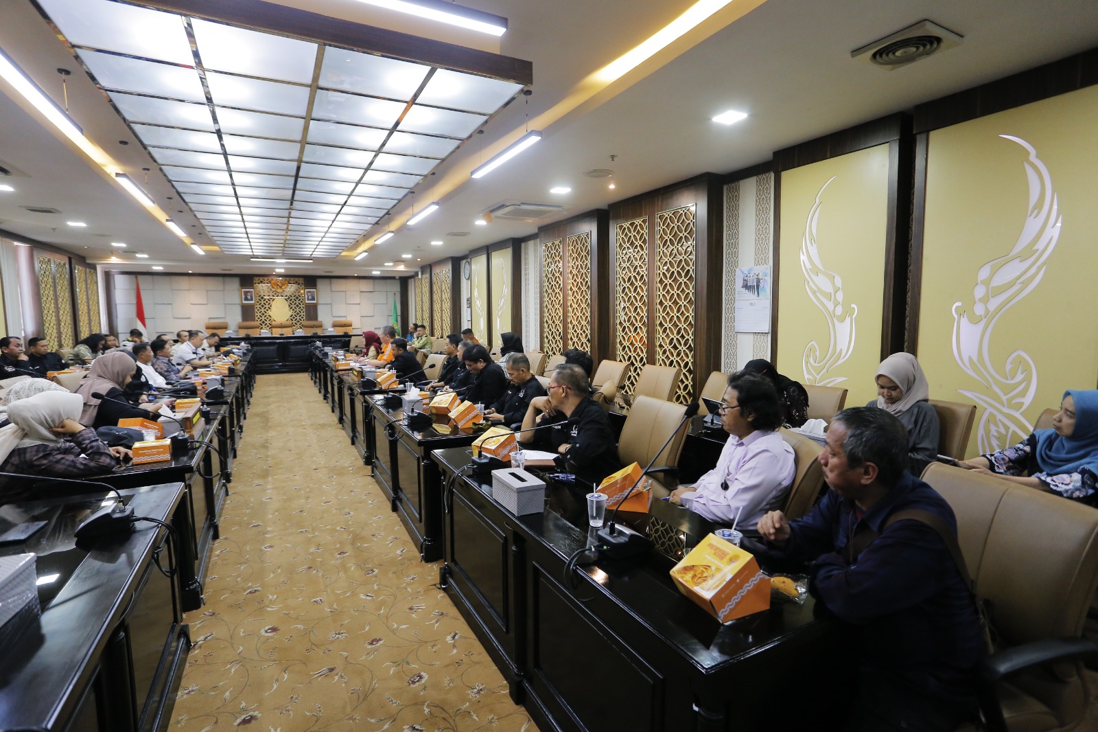 Studi Komparasi Pengelolaan Dokumen