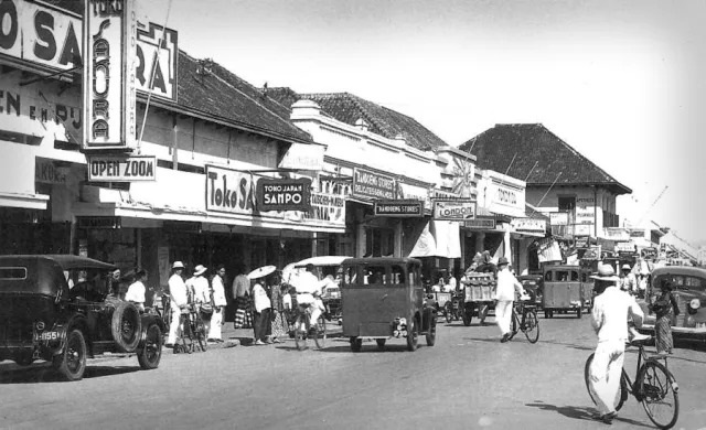 Daendels Menggeser Bandung