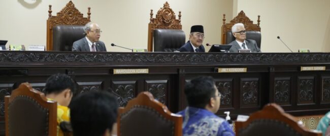 Diberhentikan dari Jabatan