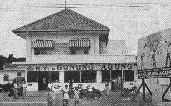 Toko Buku Gunung Agung