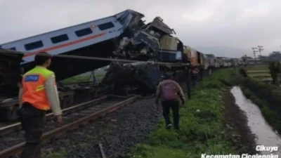 Head to Head Keretaapi, Sekali Terjadi Bikin Geger, Salah Satunya Tragedi Bintaro