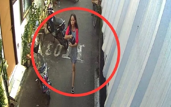 Buang Bayi Sendiri