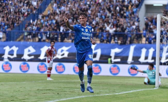 Bukukan 5 Gol dari 9 Laga