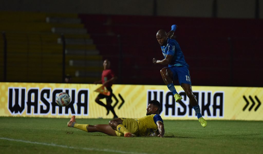 Kemenangan Persib Hilang Dicuri