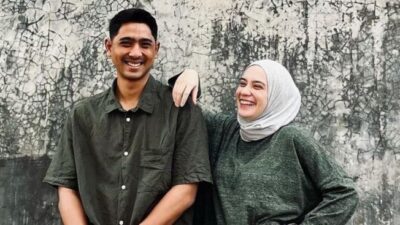 Putri Anne Lepas Hijab