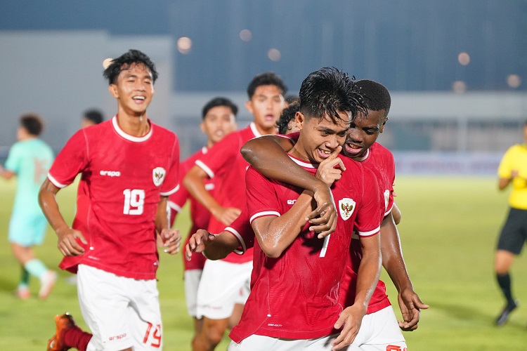 Penalti Selamatkan Indonesia