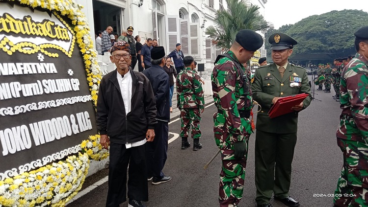 Abah Landoeng Saksi Sejarah