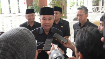 Disdik Jabar Membatalkan Kelulusan 31 Siswa, Bey Machmudin Tegaskan Ini