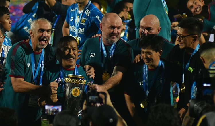 Format Championship Series Dihapus.