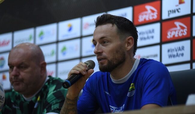 Sulit tetapi Spesial