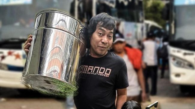 Ada Nama Komeng Uhuy